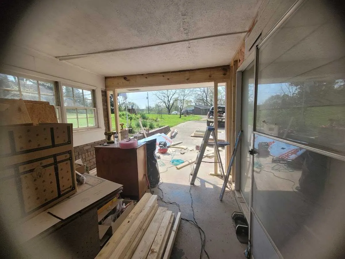 Air movers and dehumidifier for Drying & Dehumidification in Sun City West